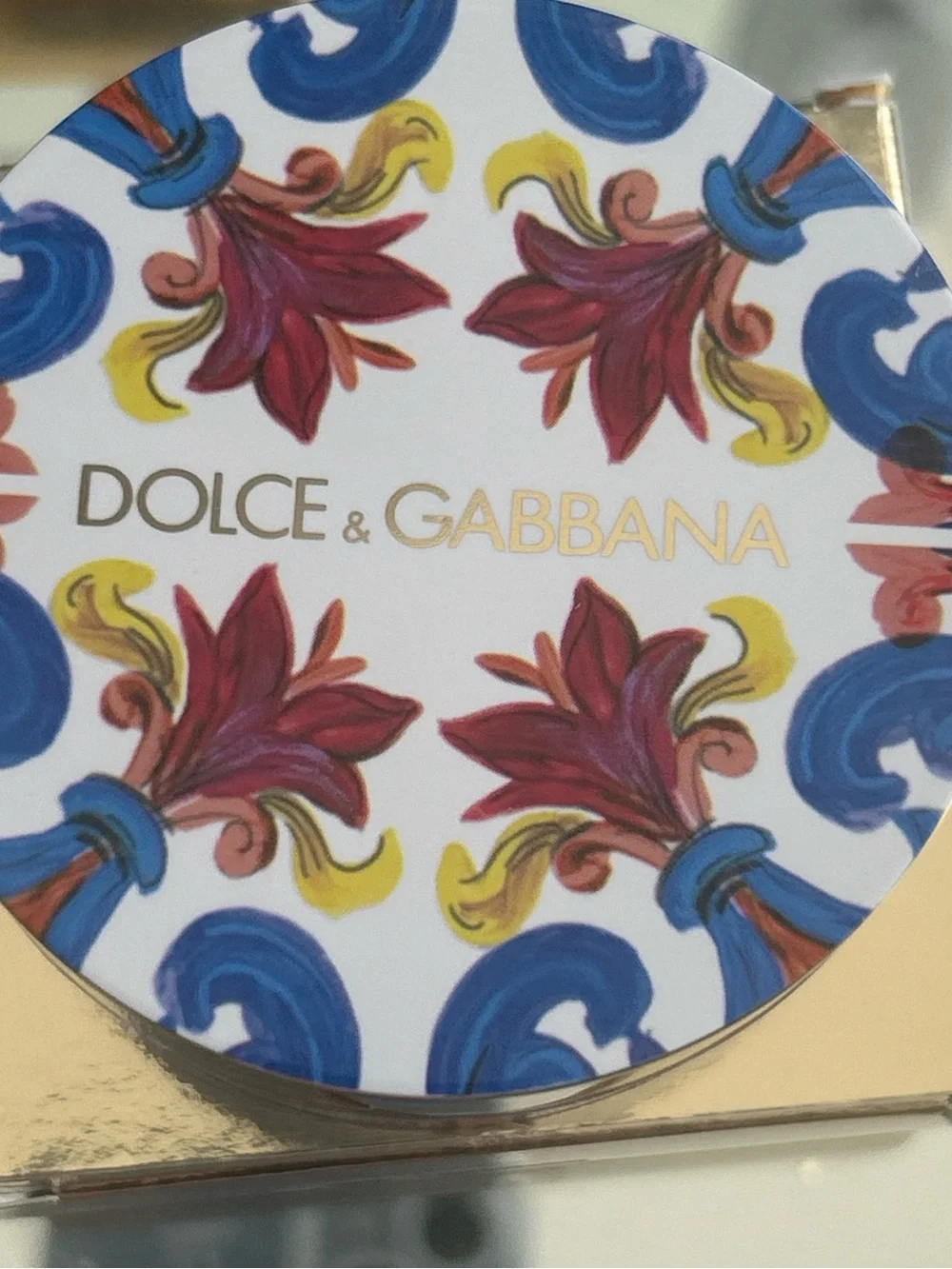 Dolce & Gabbana solar glow translucent setting powder 1 crystal